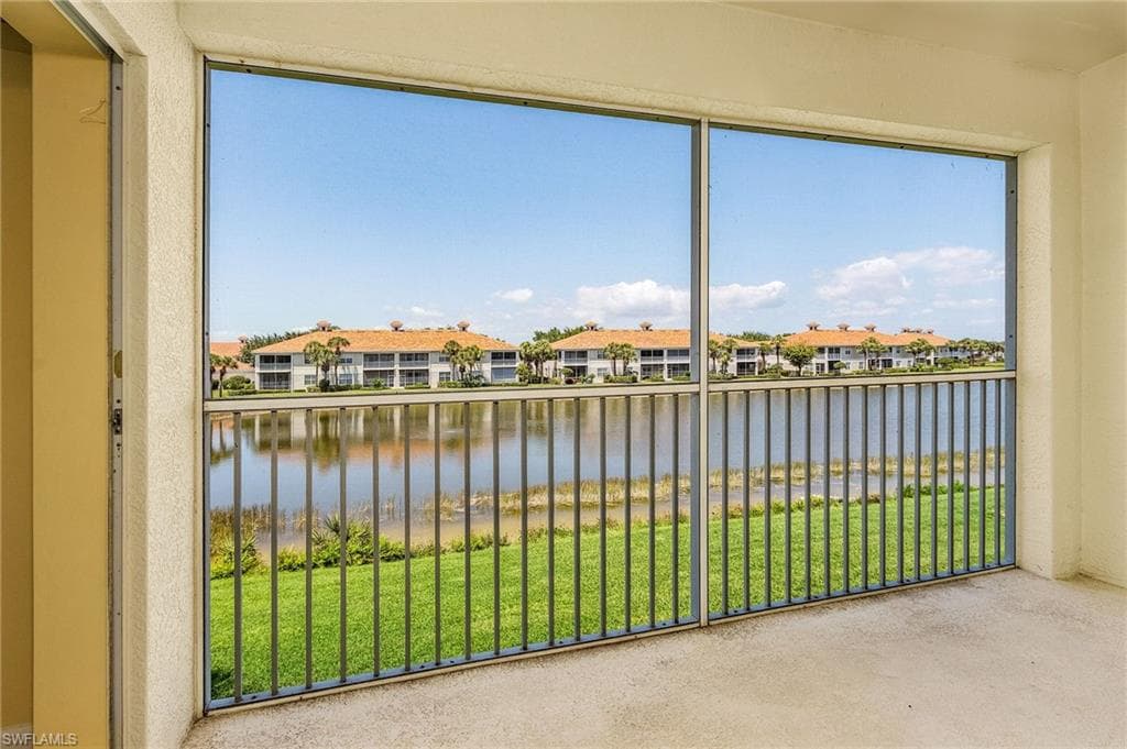 3035 Horizon LN 2206 NAPLES, FL 34109