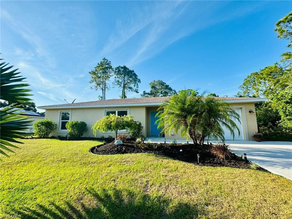 6023 Keystone CIR LABELLE, FL 33935