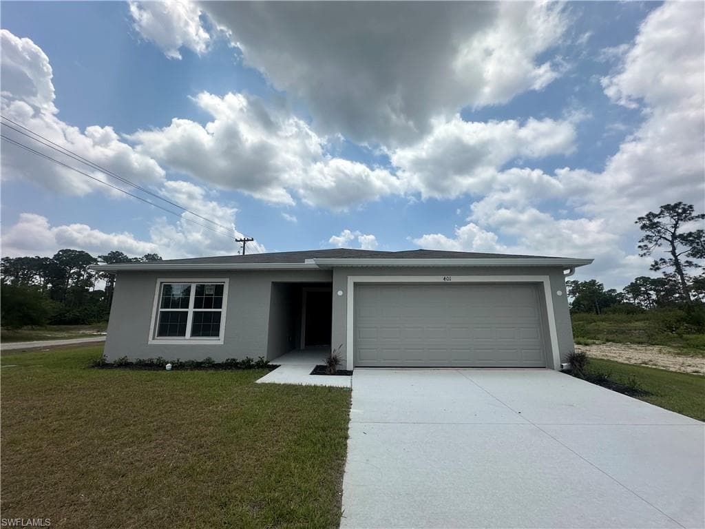 401 Tremaine ST LEHIGH ACRES, FL 33972