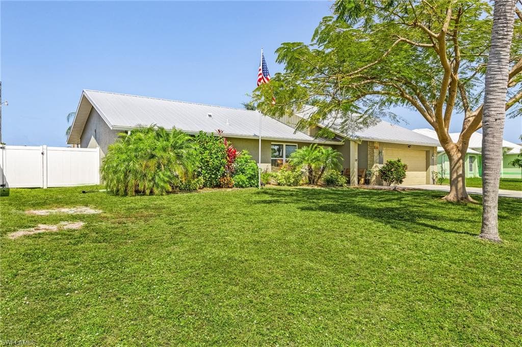 110 NE 5th PL CAPE CORAL, FL 33909