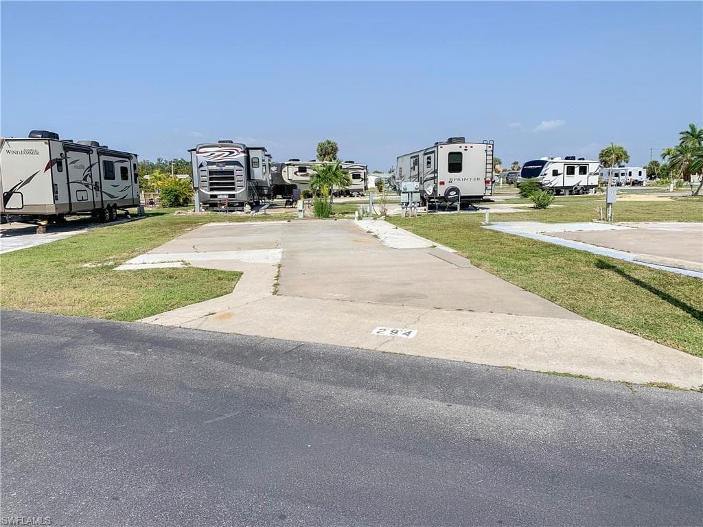 19681 Summerlin #294 RD FORT MYERS, FL 33908