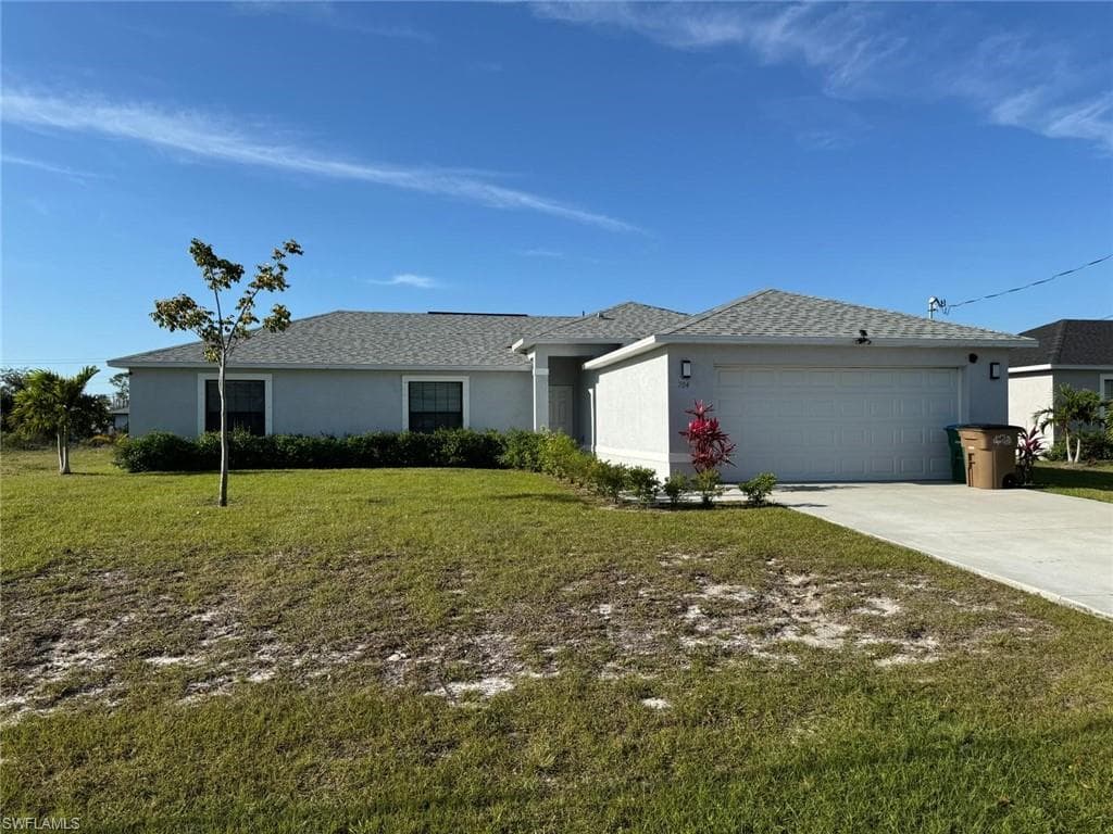 704 31st TER CAPE CORAL, FL 33914