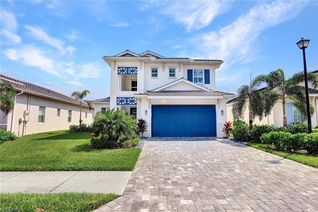 9074 Montserrat DR NAPLES, FL 34114