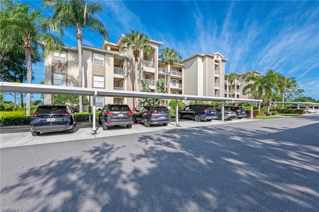 9350 Highland Woods BLVD 4103 BONITA SPRINGS, FL 34135