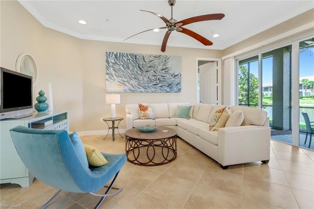 6549 Monterey PT 104 NAPLES, FL 34105