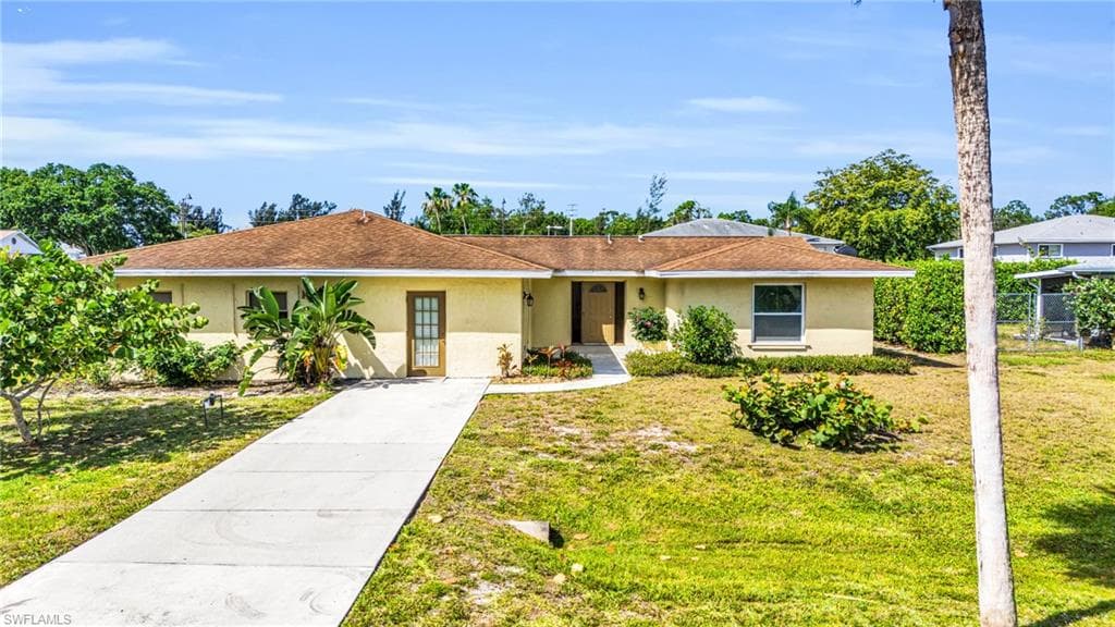 10345 Sandy Hollow LN BONITA SPRINGS, FL 34135