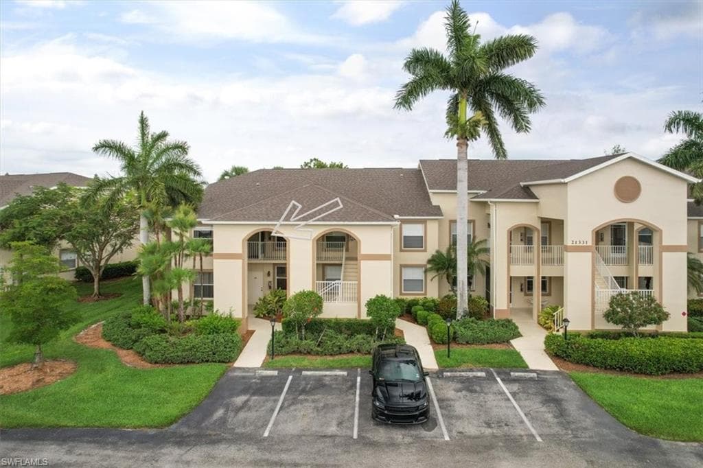 21331 Lancaster RUN 521 ESTERO, FL 33928