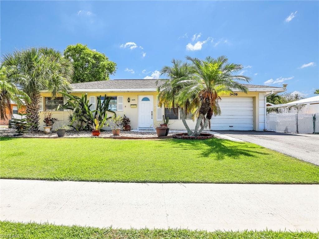 3476 Balboa CIR E NAPLES, FL 34105