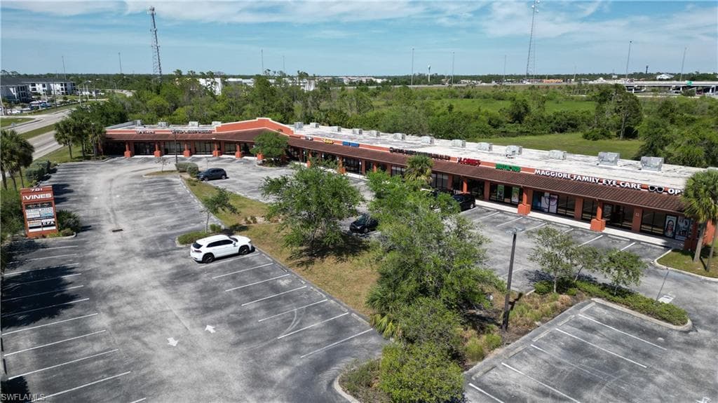 701 J C Center CT 16 PORT CHARLOTTE, FL 33954