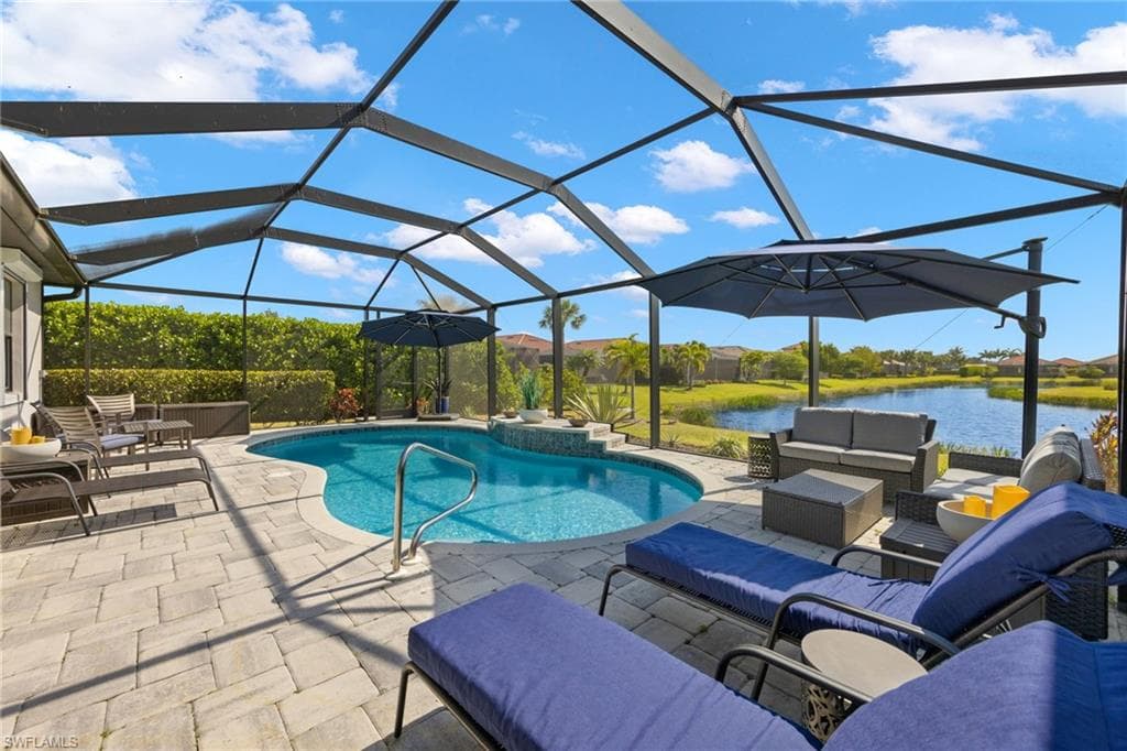 1552 Vizcaya LN NAPLES, FL 34113