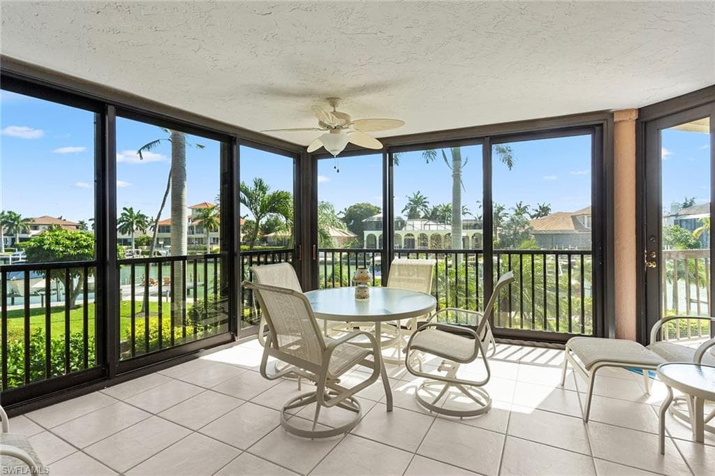 845 Collier CT 204 MARCO ISLAND, FL 34145