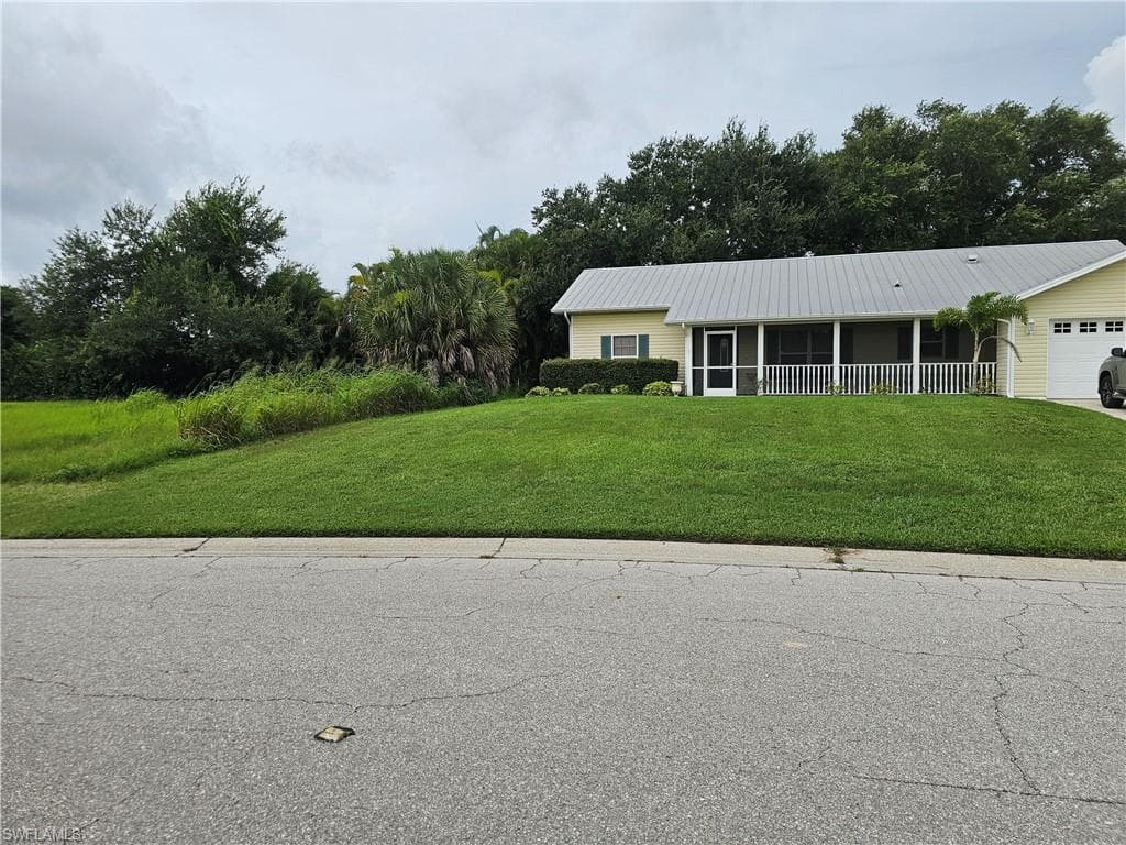 6463 P G A DR NORTH FORT MYERS, FL 33917