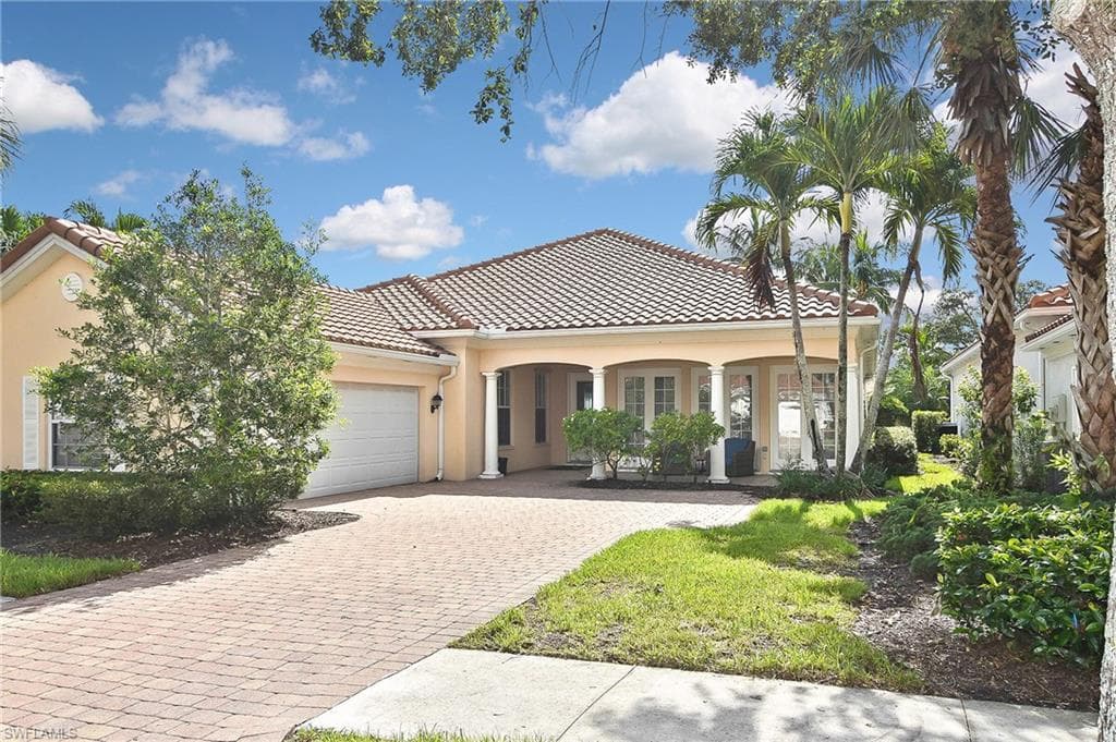 3104 Dominica WAY NAPLES, FL 34119