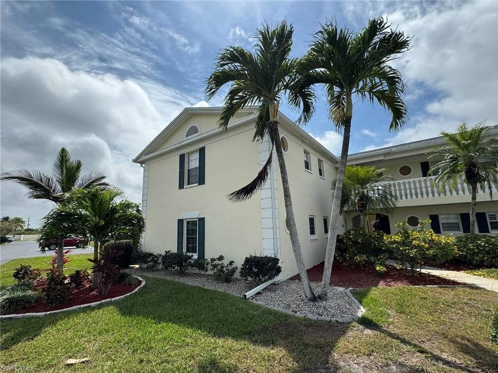 13520 Stratford Place CIR 104 FORT MYERS, FL 33919