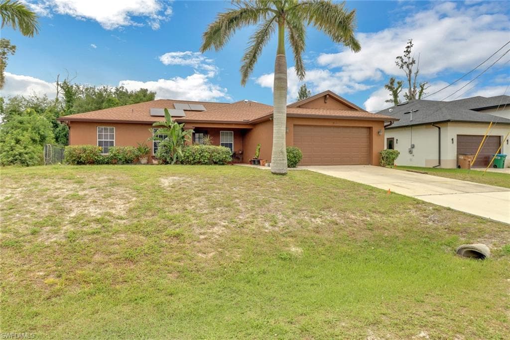 712 1st ST CAPE CORAL, FL 33991