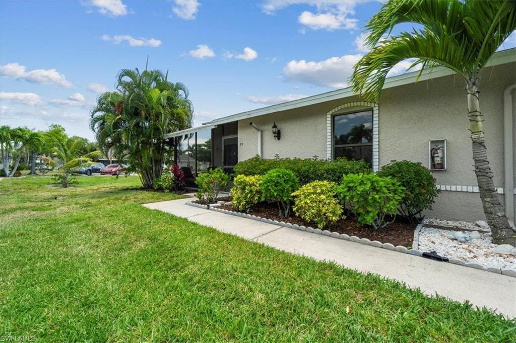 1425 SW 51st LN 93 CAPE CORAL, FL 33914