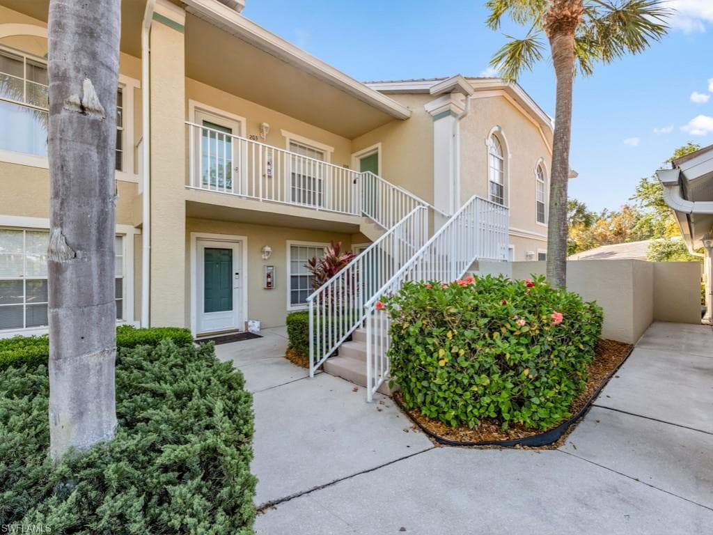 22731 Sandy Bay DR 104 ESTERO, FL 33928
