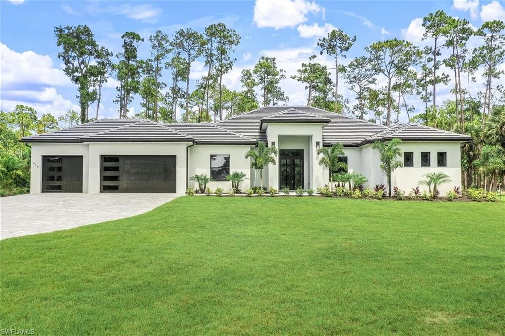 662 9th ST SW NAPLES, FL 34117