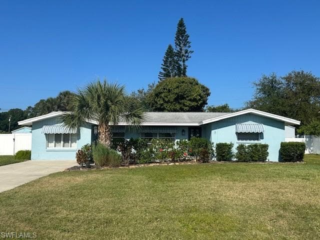 552 Acacia LN NOKOMIS, FL 34275