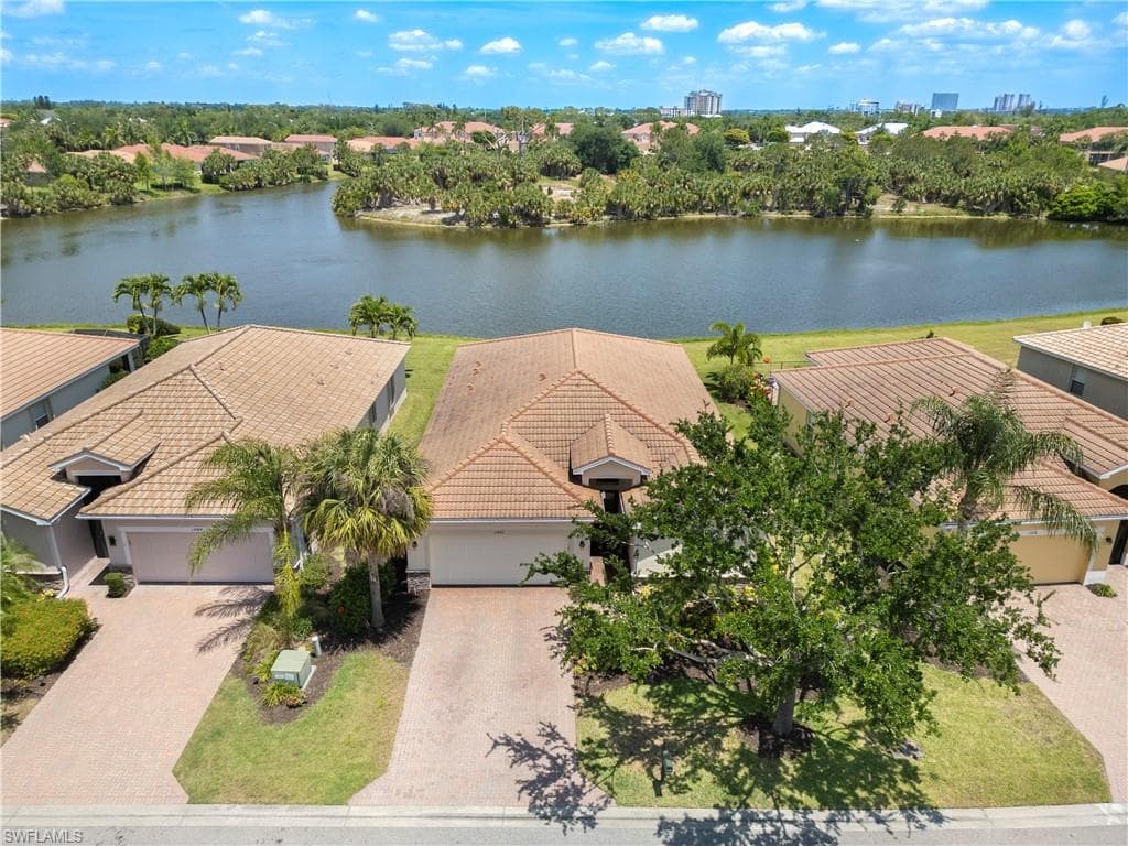13080 Silver Thorn LOOP NORTH FORT MYERS, FL 33903