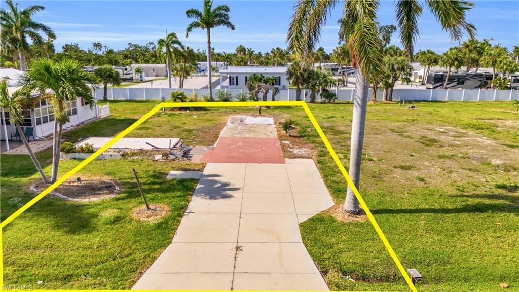 148 Raintree LN FORT MYERS, FL 33908