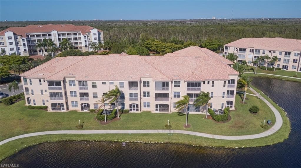 9140 Southmont CV 107 FORT MYERS, FL 33908