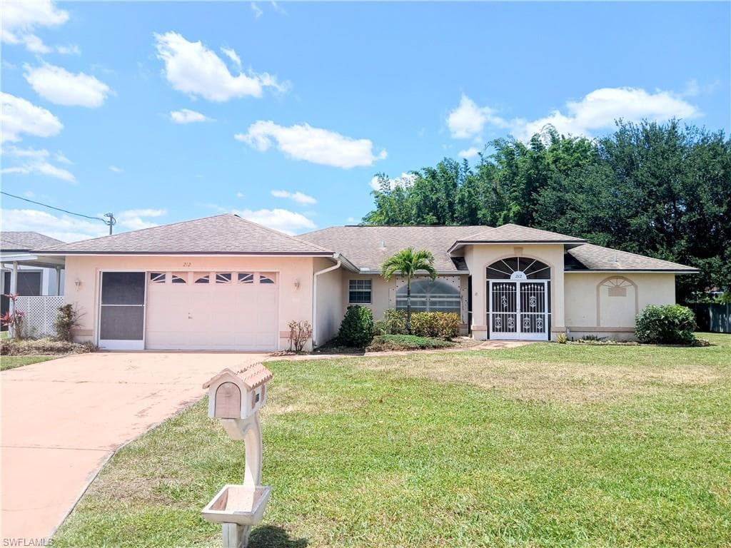 212 Lanyard PL LEHIGH ACRES, FL 33936