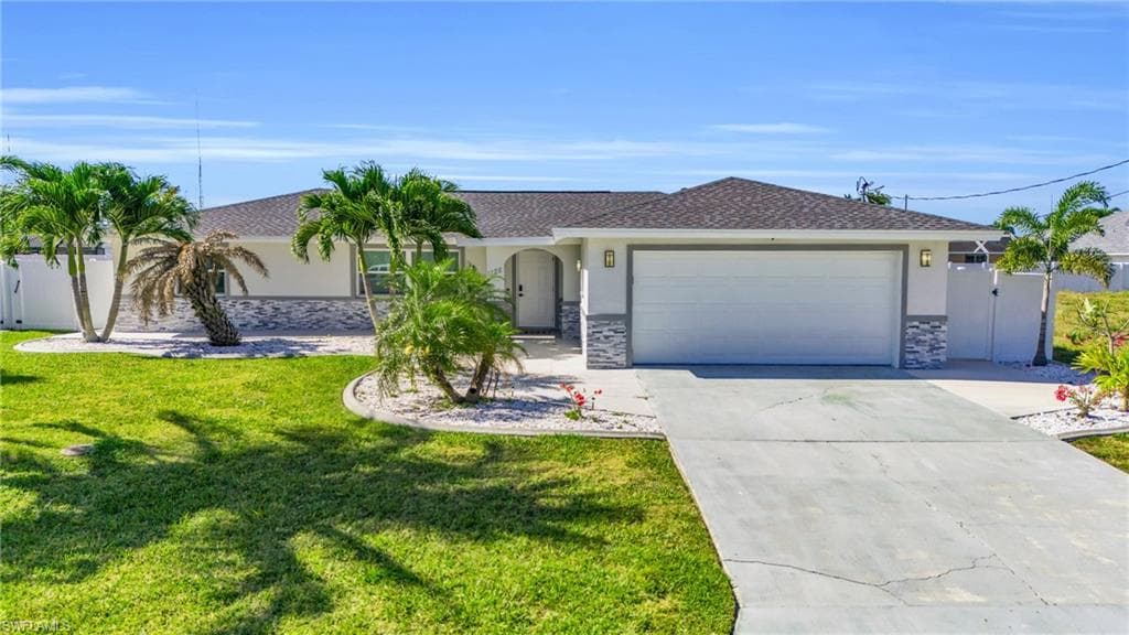 1128 SE 31st TER CAPE CORAL, FL 33904