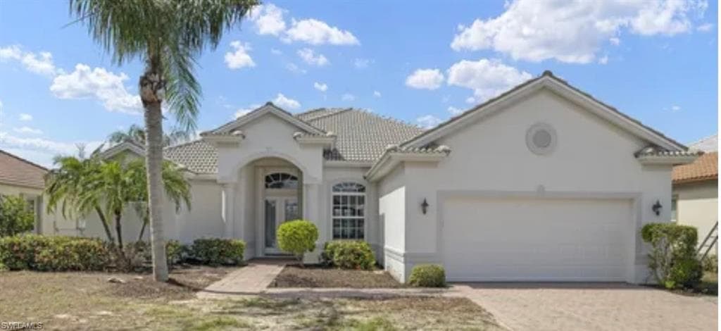 11039 Sea Tropic LN FORT MYERS, FL 33908