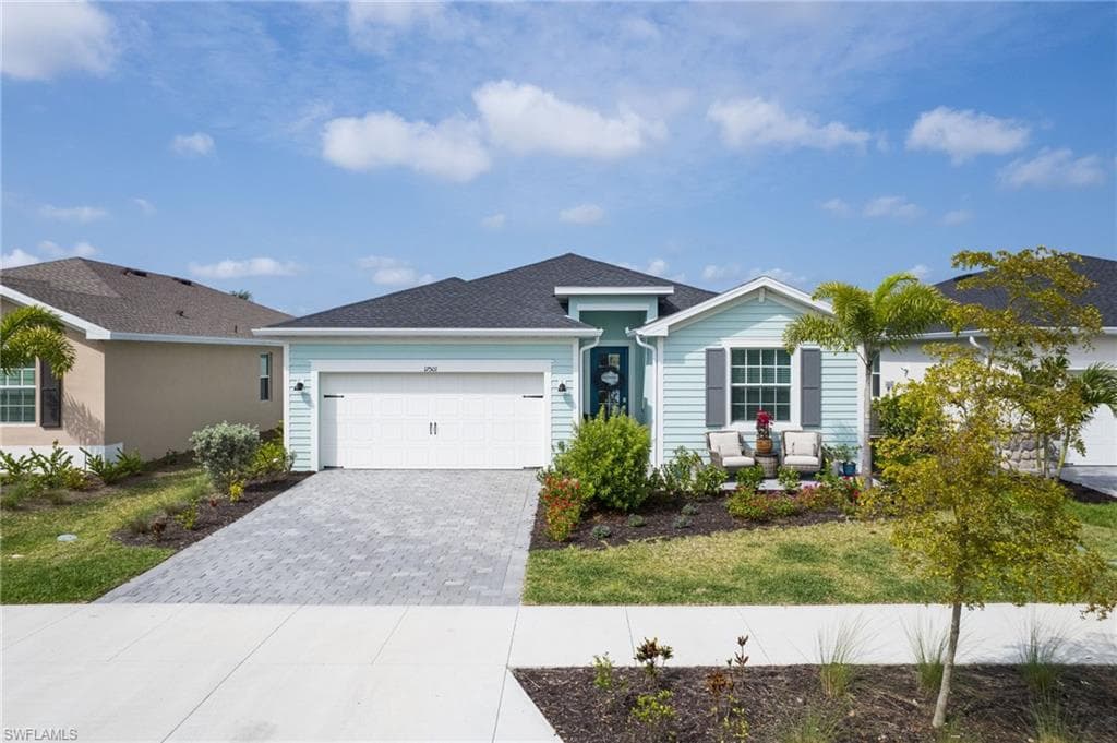 17501 Palmetto Pass LN PUNTA GORDA, FL 33982
