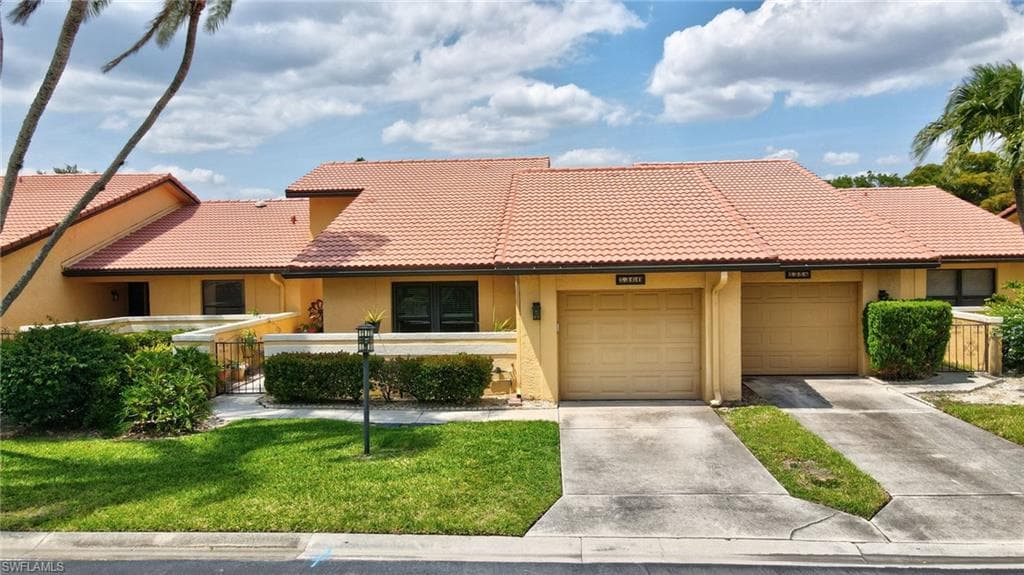 5360 Governors DR FORT MYERS, FL 33907