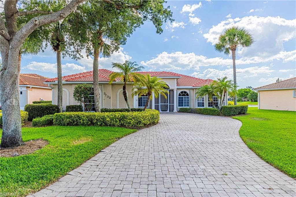 3732 Ashley CT NAPLES, FL 34116