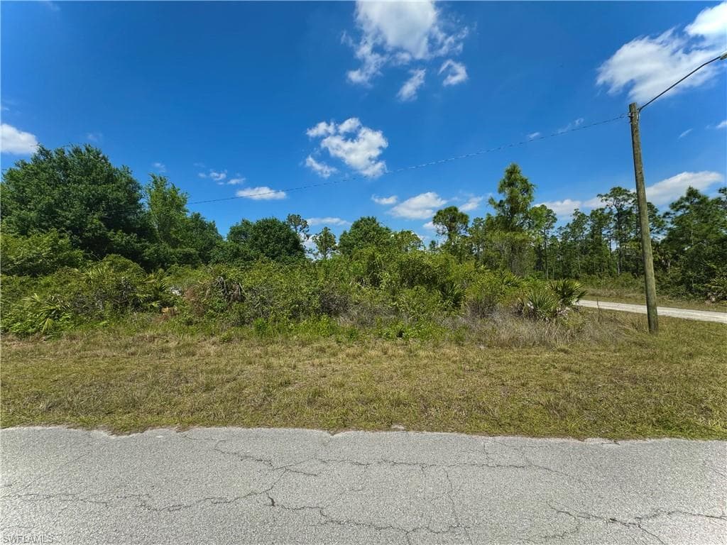 3507 E 11th ST LEHIGH ACRES, FL 33972