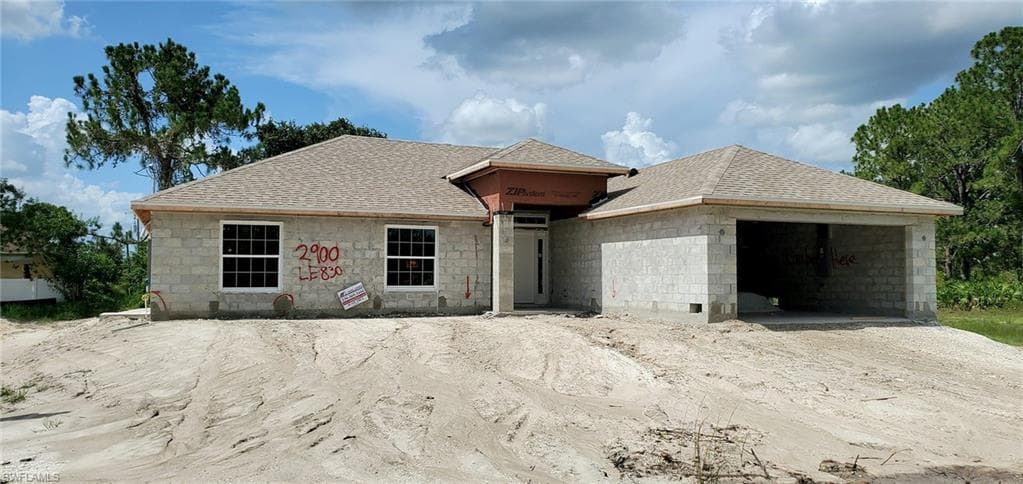 2900 40th ST W LEHIGH ACRES, FL 33971