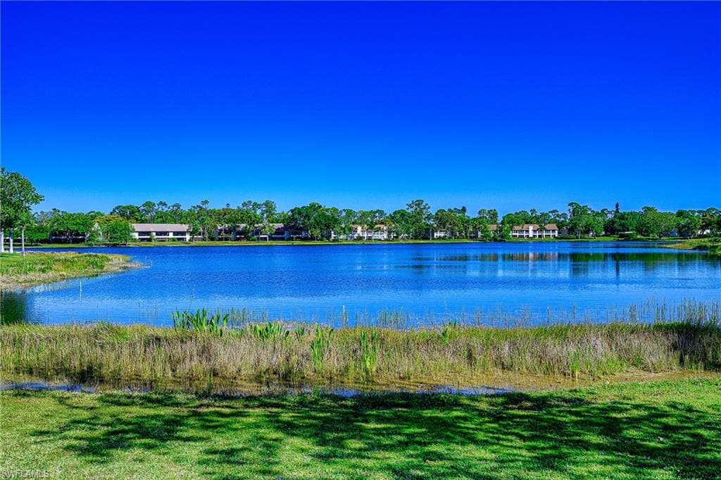 2650 Kings Lake BLVD 6-202 NAPLES, FL 34112