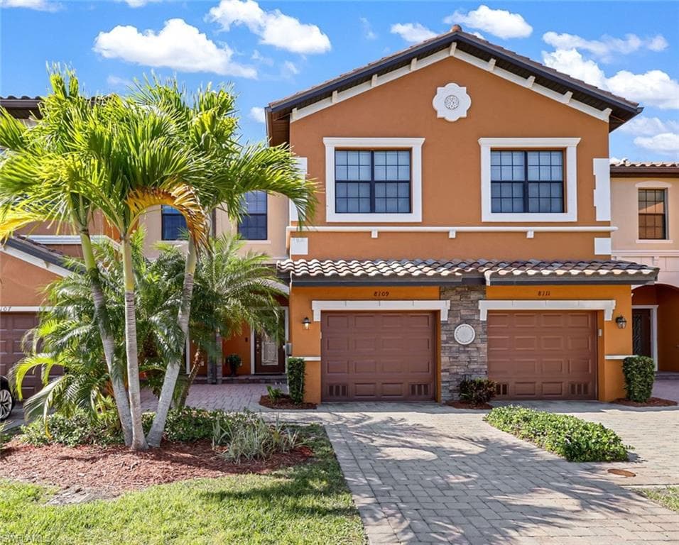 8109 Summerfield ST FORT MYERS, FL 33919