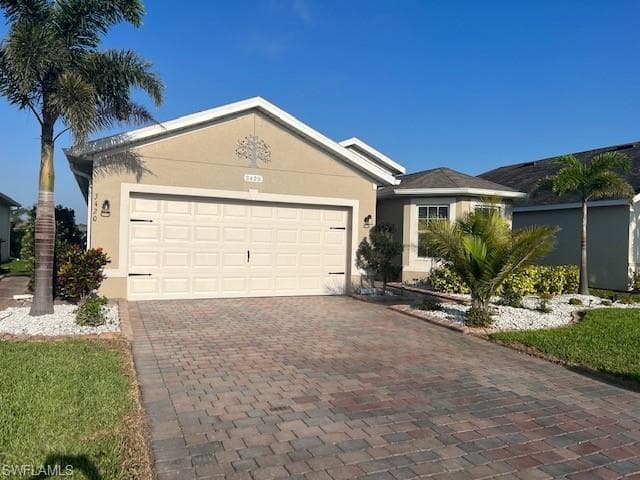 3420 Cancun CT CAPE CORAL, FL 33909