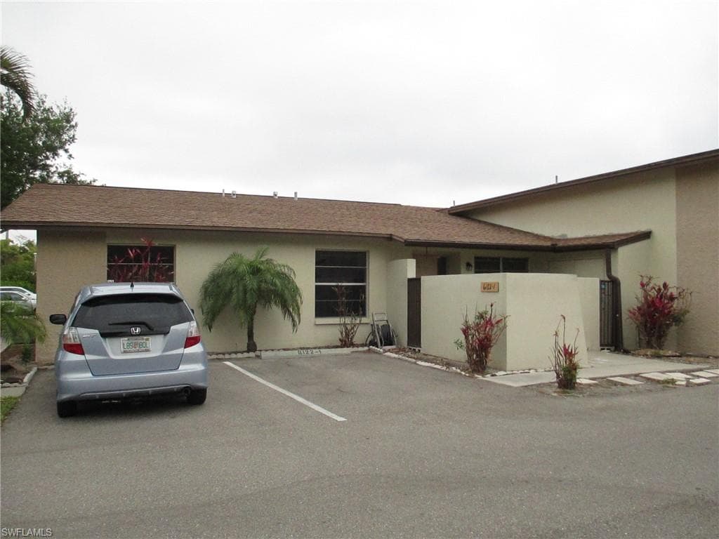 6122 Principia DR 1 FORT MYERS, FL 33919