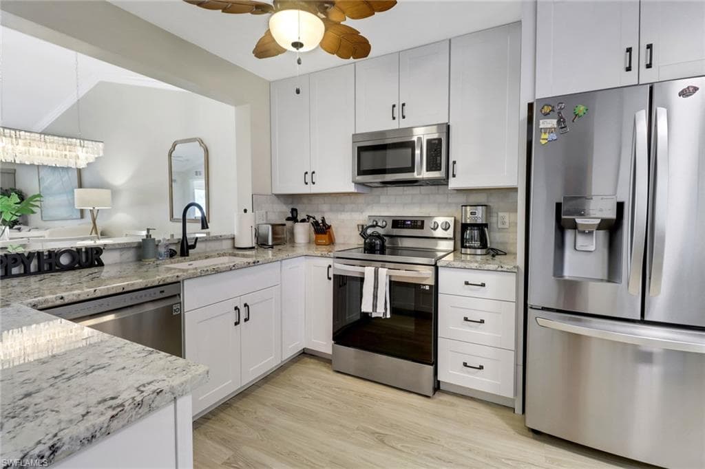 1358 Derbyshire CT F201 NAPLES, FL 34116