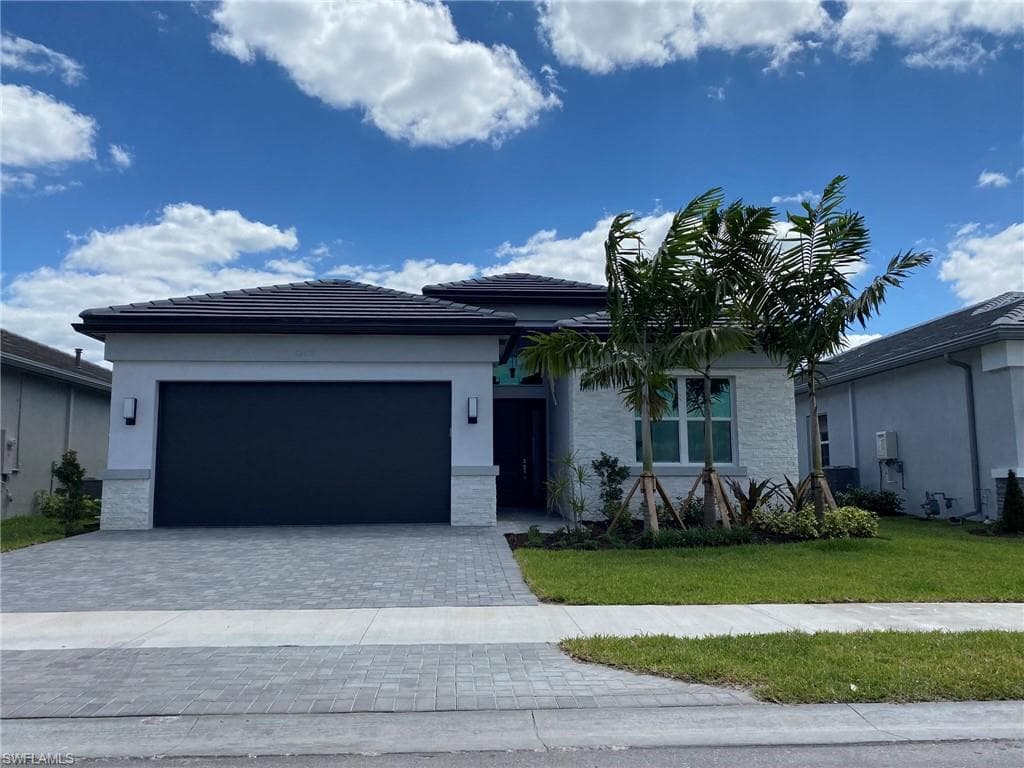 12451 Purple Ficus WAY NAPLES, FL 34120
