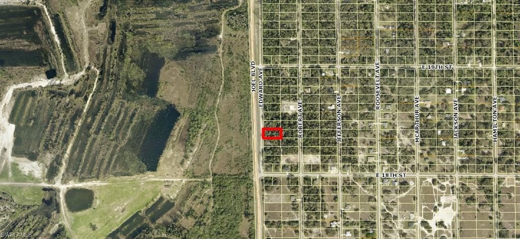 1808 Edward AVE LEHIGH ACRES, FL 33972