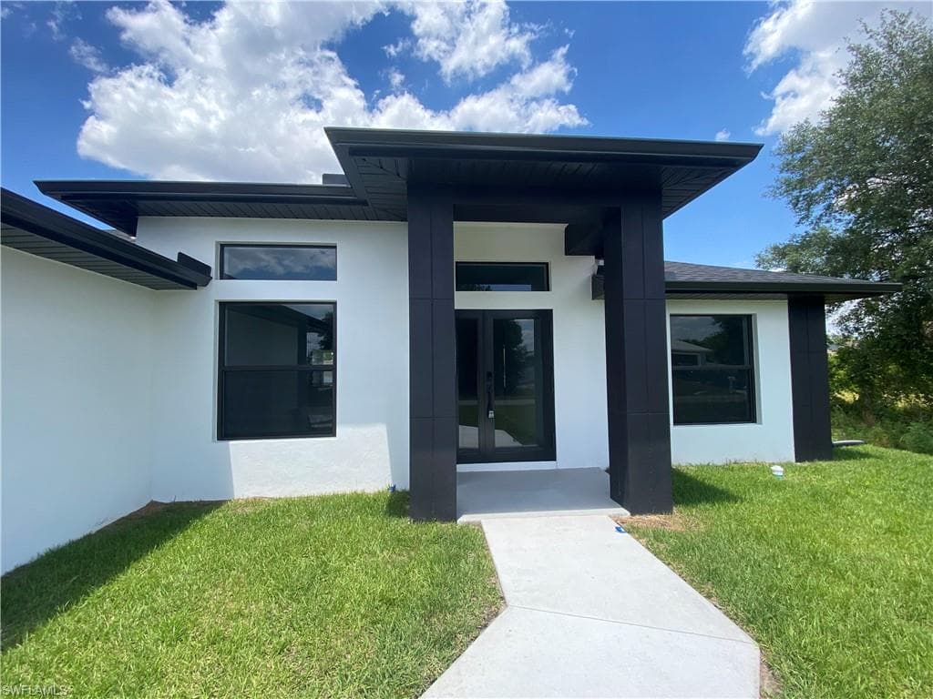 2816 49th ST SW LEHIGH ACRES, FL 33976