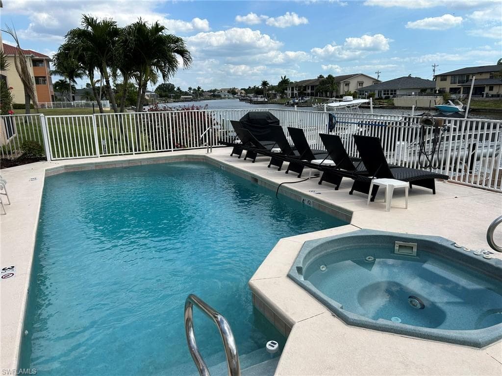 3744 SE 12th AVE 104 CAPE CORAL, FL 33904