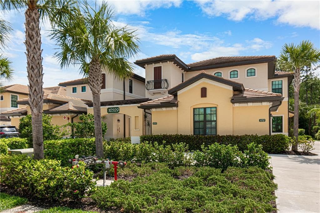 10529 Casella WAY 102 FORT MYERS, FL 33913