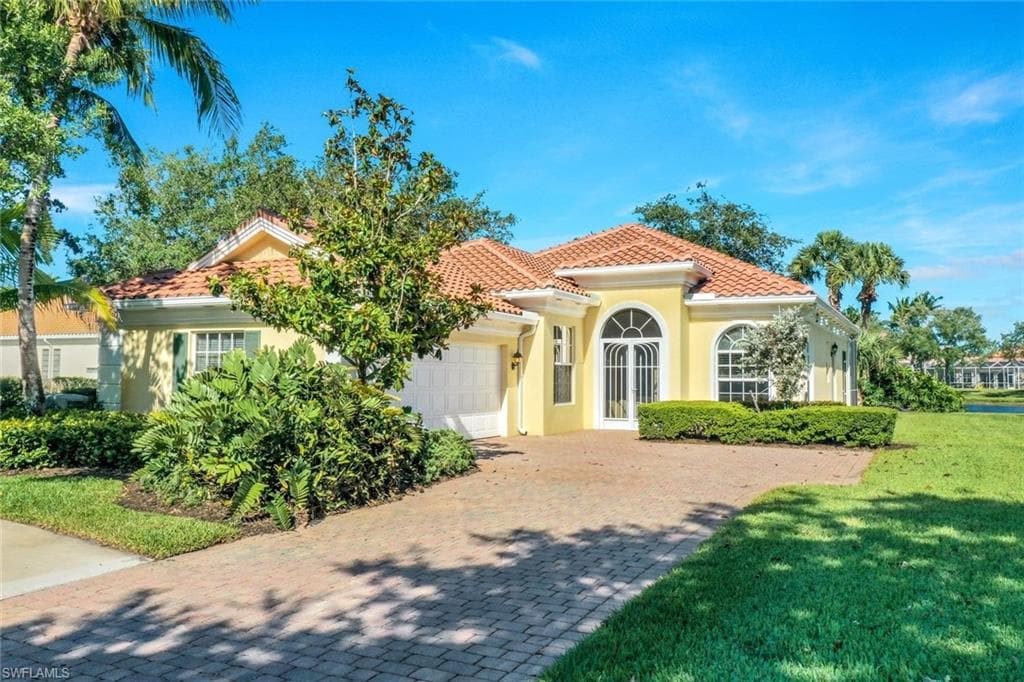 4721 Navassa LN NAPLES, FL 34119