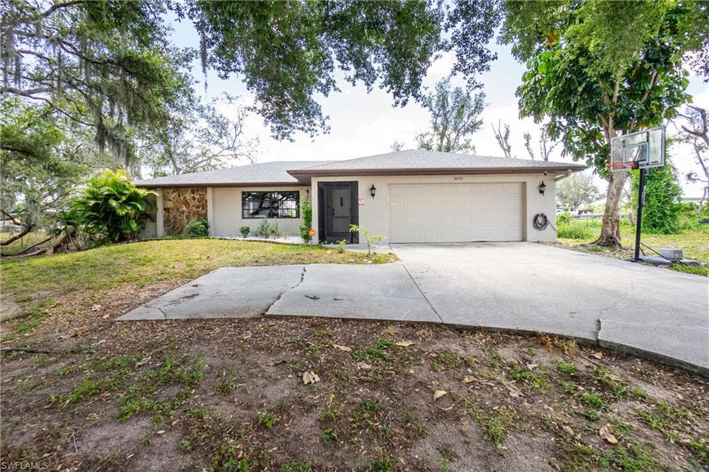 30459 Holly RD PUNTA GORDA, FL 33982