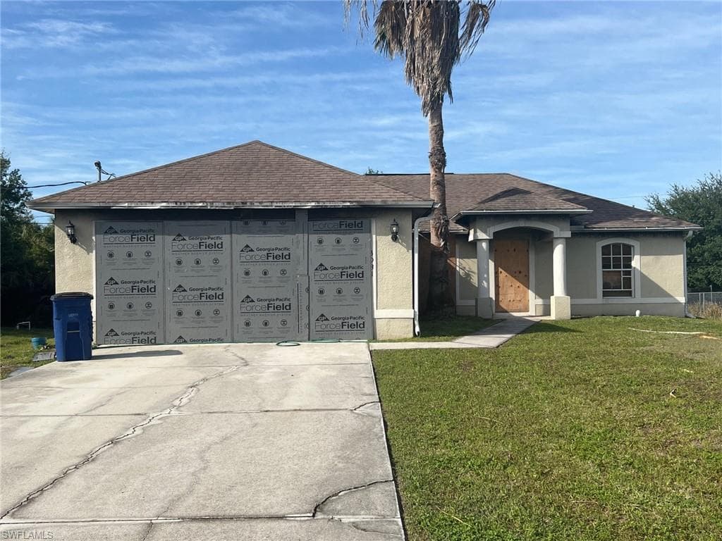 3931 21st ST W LEHIGH ACRES, FL 33971