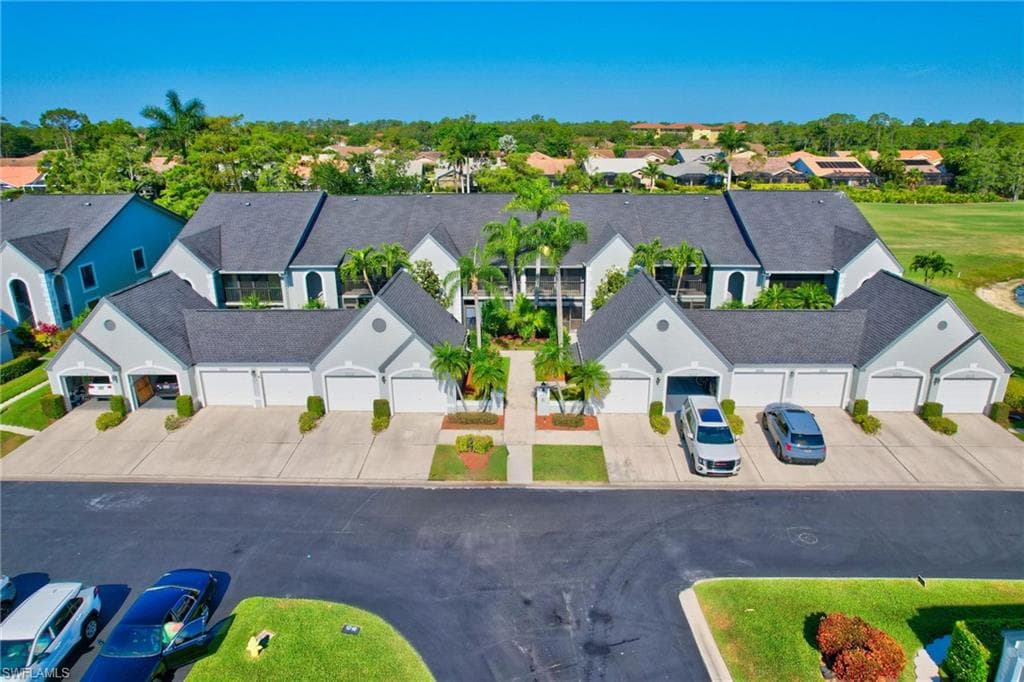487 Veranda WAY C103 NAPLES, FL 34104