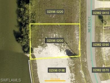 526 NE 5th PL CAPE CORAL, FL 33909