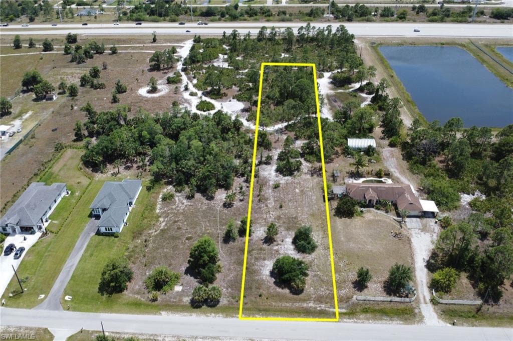 XXXX 35 AVE NE NAPLES, FL 34120